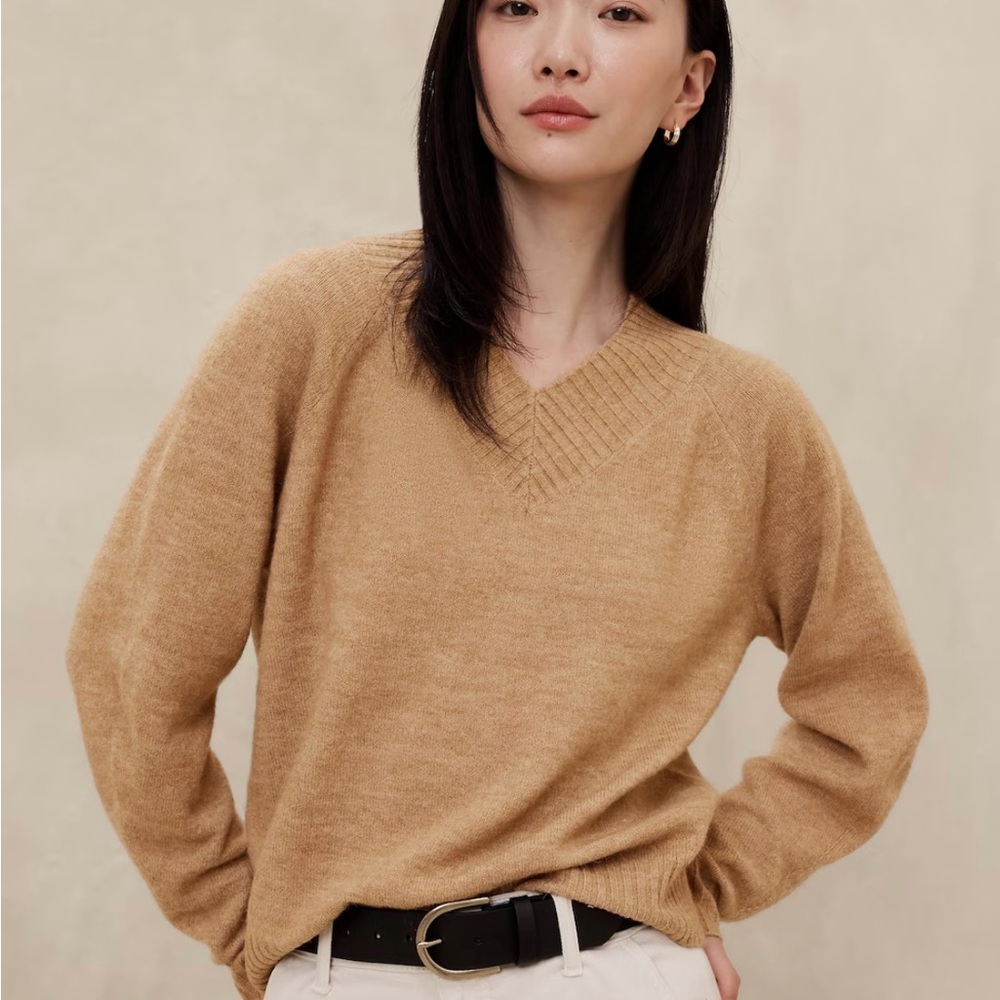Light brown banana republic v neck